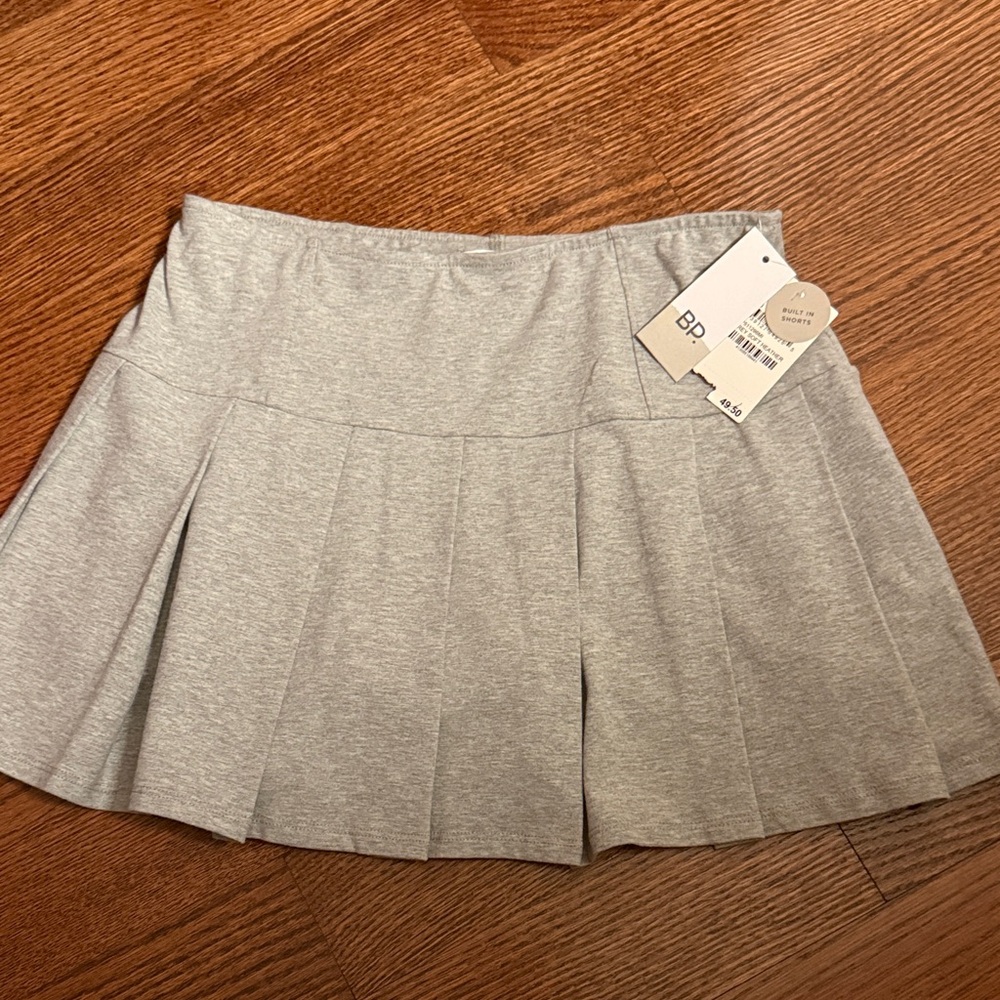 Brand New tags BP, Nordstrom skort. Light Gray grey Pleated Mini Skirt shorts XS